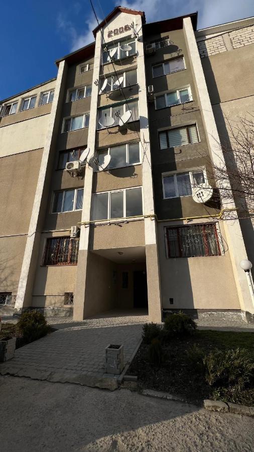 Просторі Та Комфортні Апартаменти «Д.І.М.» كاميانيتس - بوديلسكيي المظهر الخارجي الصورة